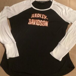EUC Harley-Davidson Black and White Raglan Shirt